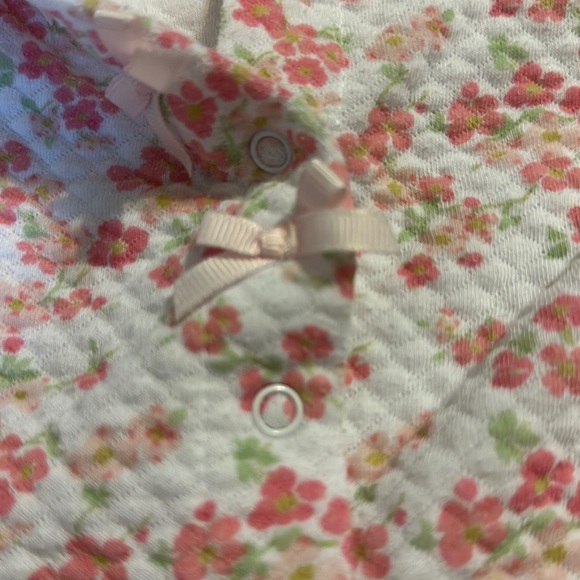 Gently used Laura Ashley Baby 0-3 months one piece footie pajamas - Picture 3 of 9
